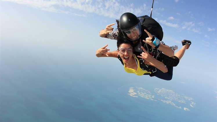 skydiving in dubai