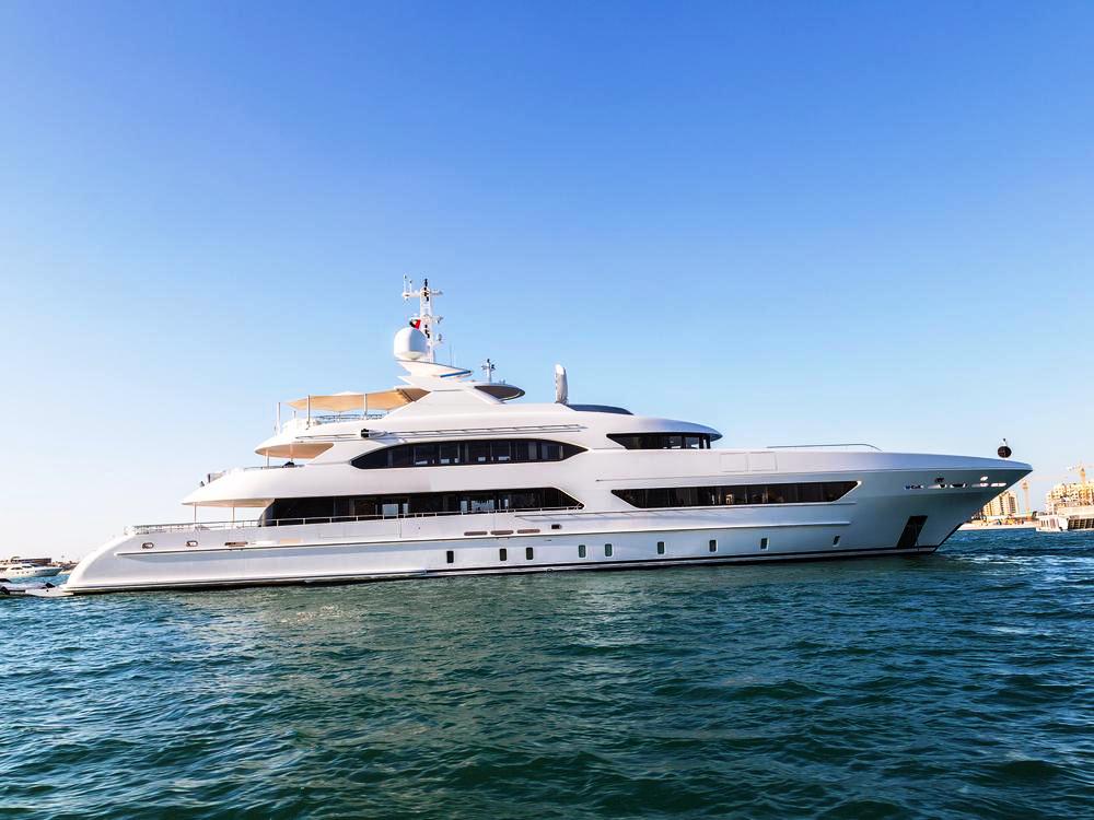 Rent a Yacht in Dubai