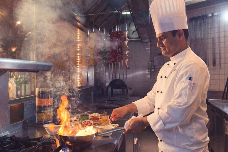 Best 7 Indian Restaurants in Dubai